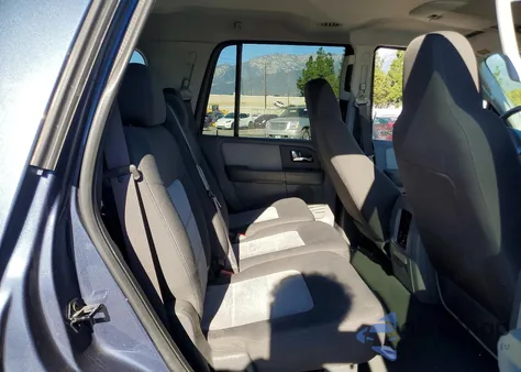 2005 Ford Expedition Xlt из США, поврежденный, VIN 1FMPU15545LA11078